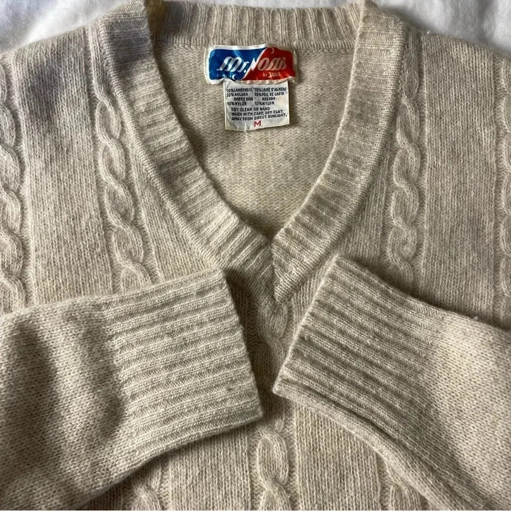 Vintage Lambswool Blend Sweater M Oatmeal V Neck Academia Normcore 70’s 80’s - Picture 3 of 7